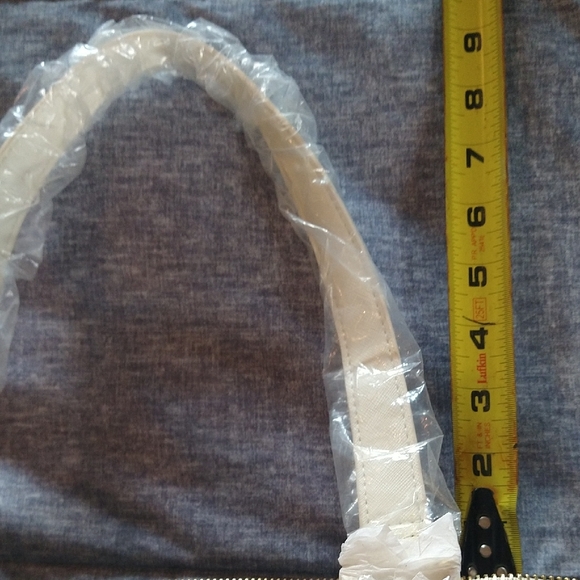 New Iman Elegant Winter White Handbag with Scarf Accent - Picture 11 of 13